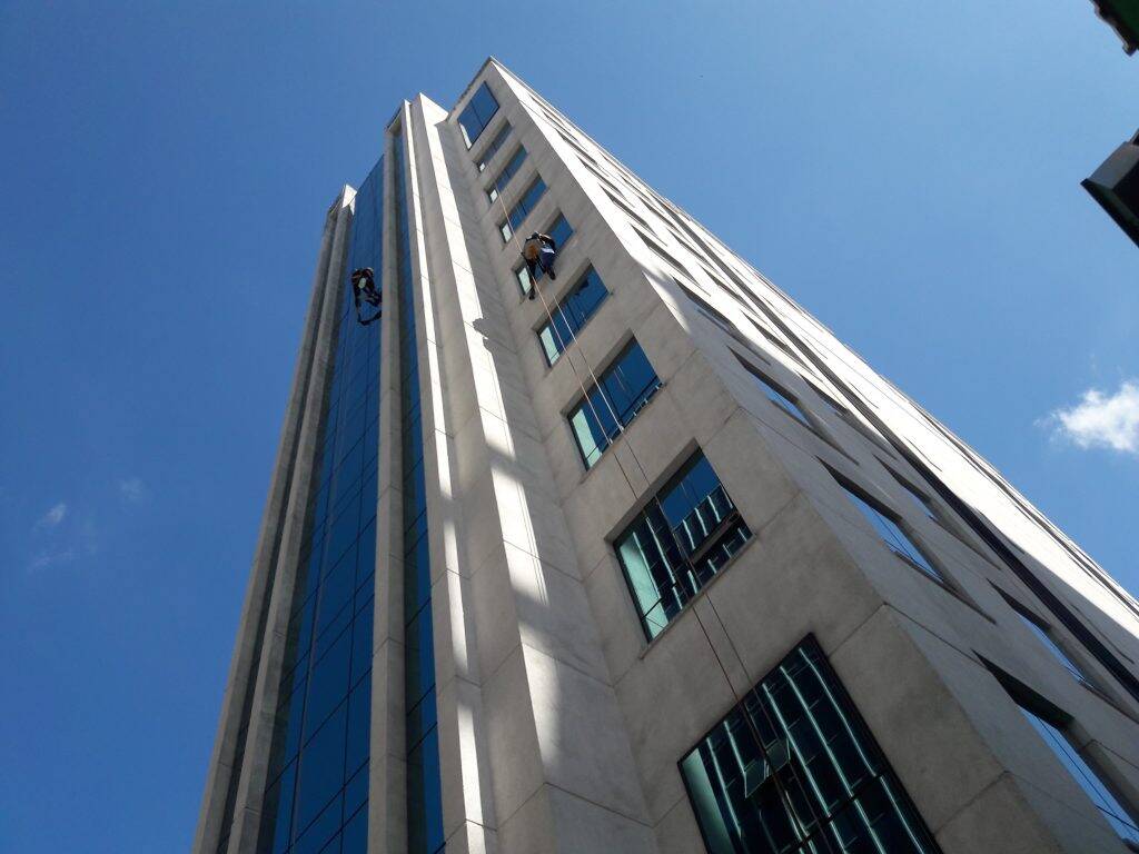 Edifício Joaquim Floriano - Limpeza de Fachada