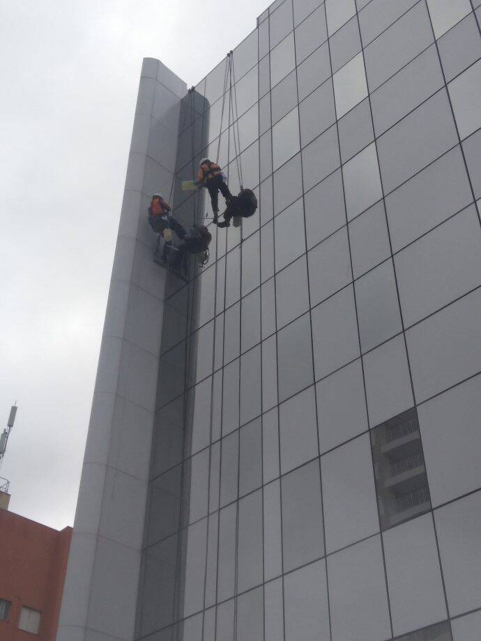 Condominio Platinum Office - Limpeza de Fachada